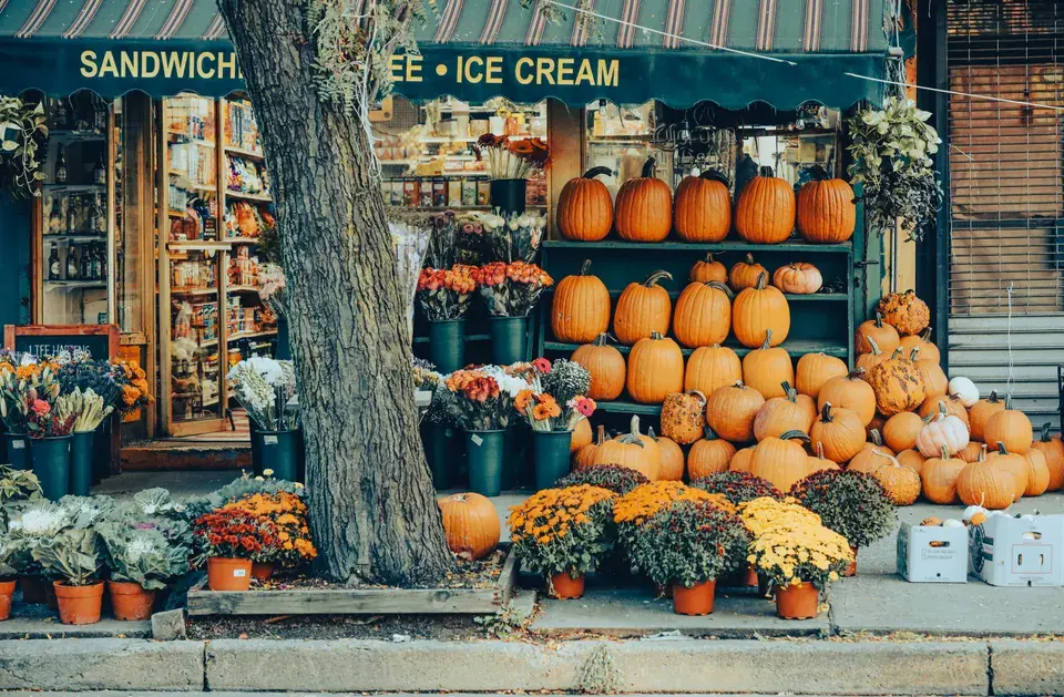 Local Landmarks and Attractions in Hudson, NH in Hudson